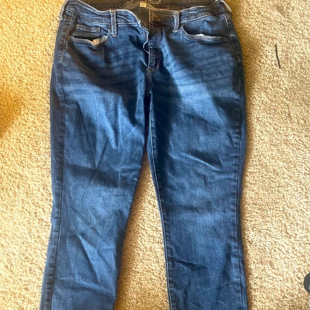 Universal Thread Jeans